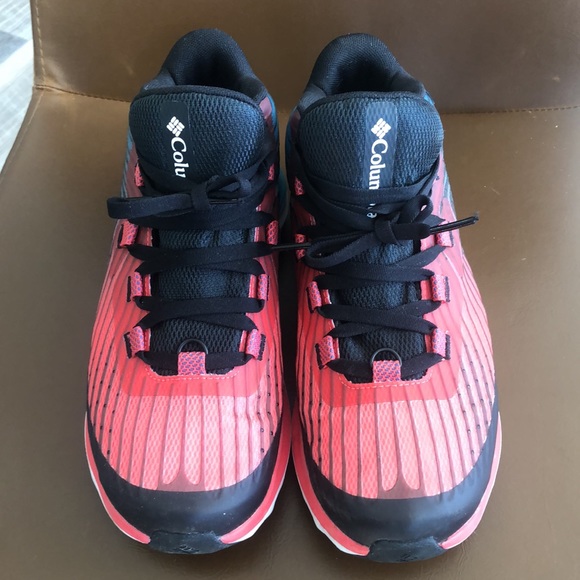 Columbia high top hiking boots/sneakers - Picture 9 of 10